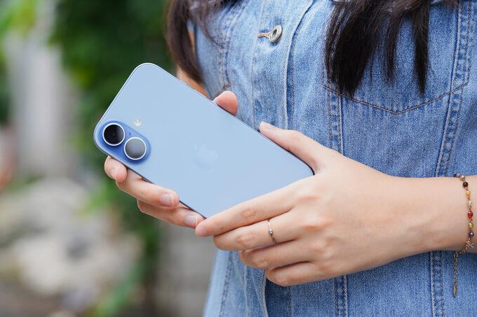 Ngoại h&igrave;nh như mới, phụ kiện đầy đủ