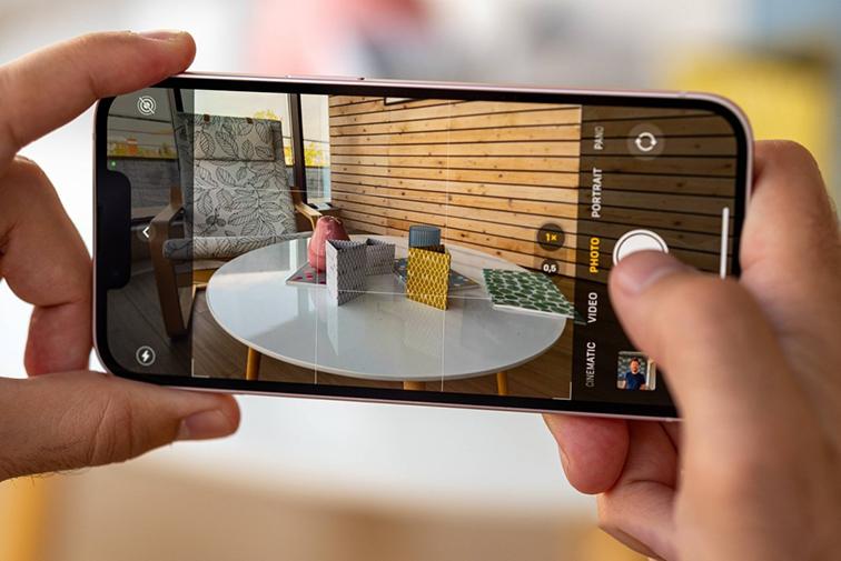 chụp ảnh trên iphone 13 cũ