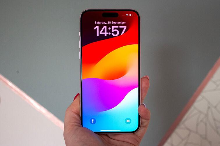 màn hình iphone 15 plus cũ